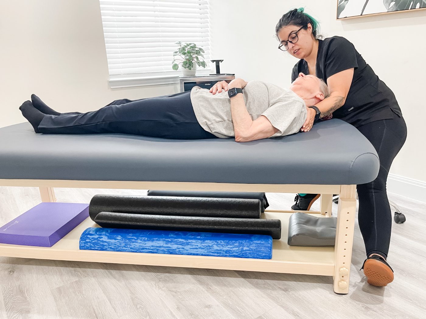 50-minute full-body assisted stretch